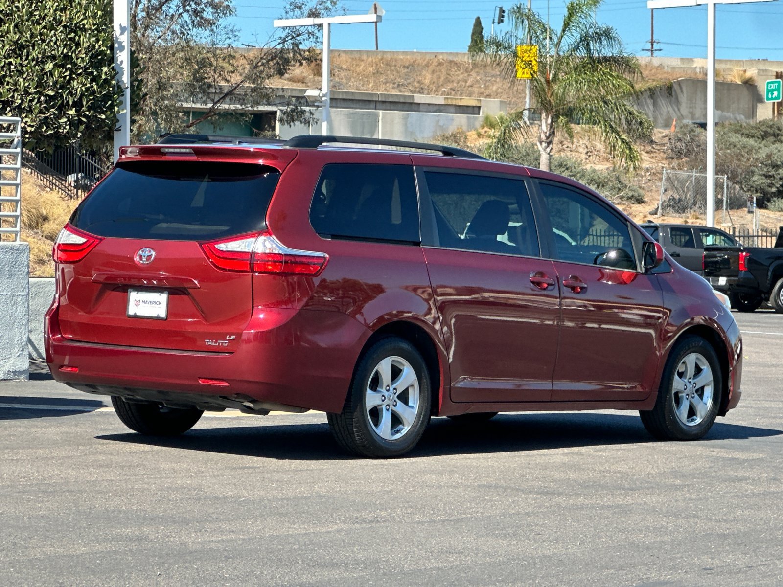 Used 2015 Toyota Sienna LE FWD image 5
