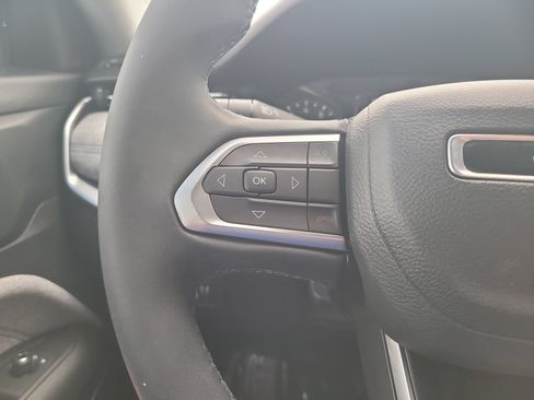 Used 2022 Jeep Compass Latitude AWD/4WD image 12
