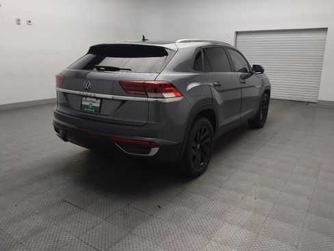 Used 2023 Volkswagen Atlas Cross Sport SE w/ Panoramic Sunroof Package FWD image 9