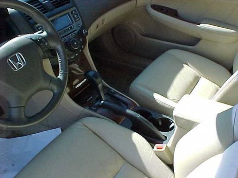 Used 2006 Honda Accord EX-L image 22
