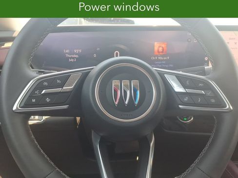 Certified 2025 Buick Envision Sport Touring AWD/4WD image 31