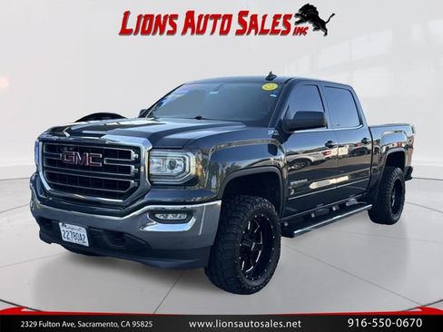 Used 2017 GMC Sierra 1500 SLE w/ SLE Value Package AWD/4WD image 9