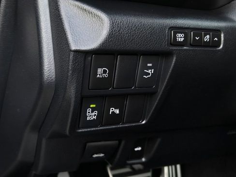 Used 2020 Lexus RC F w/ Premium Package image 17