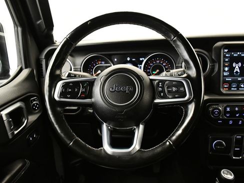 Used 2021 Jeep Wrangler Unlimited Sahara image 19