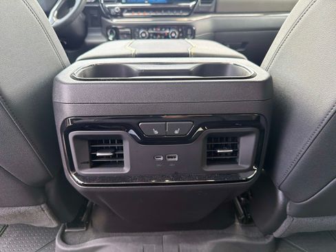 Used 2025 Chevrolet Silverado 1500 ZR2 AWD/4WD image 35
