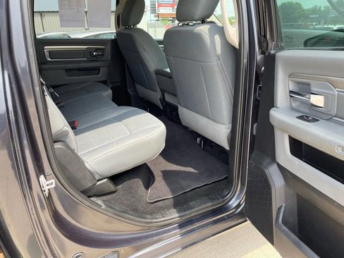 Used 2018 RAM 1500 Classic SLT image 12