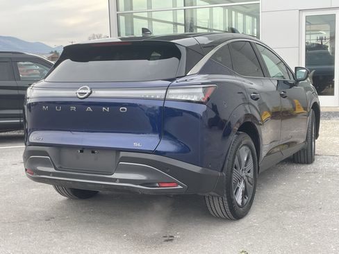 Used 2025 Nissan Murano SL w/ Cargo Package image 2