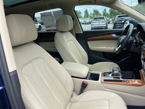 Used 2021 Audi Q5 2.0T Premium Plus AWD/4WD image 32