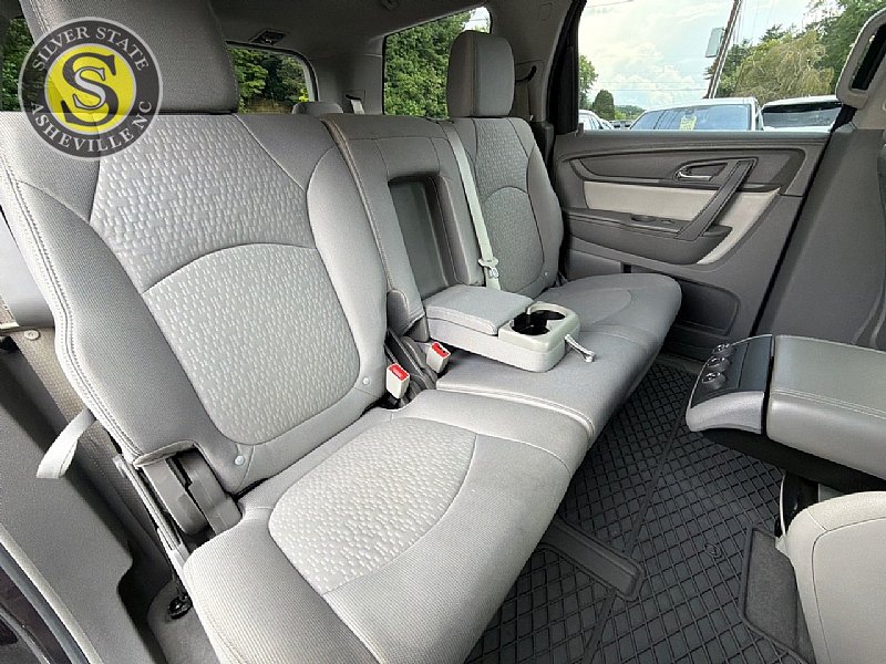 Used 2016 GMC Acadia SLE FWD image 20