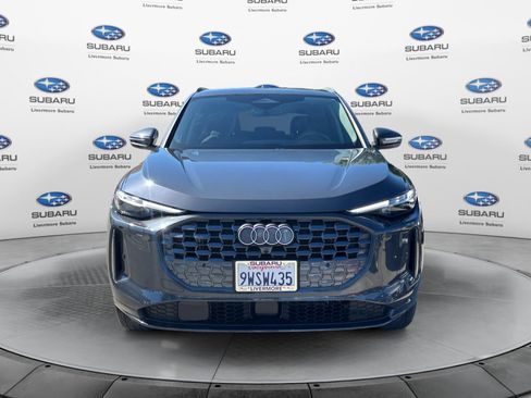 Used 2025 Audi Q5 Premium Plus w/ Premium Plus AWD/4WD image 8