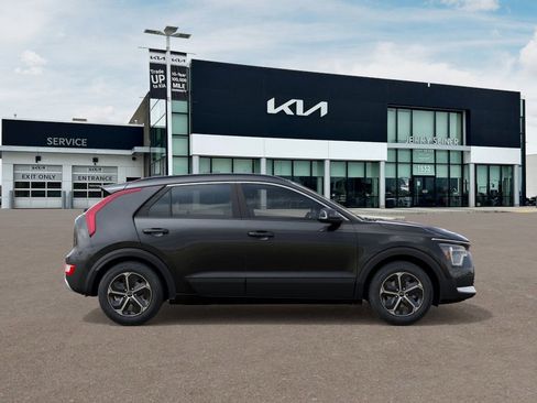 New 2026 Kia Niro EX image 8