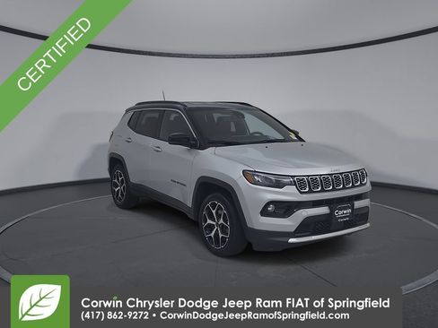 Certified 2025 Jeep Compass Limited AWD/4WD image 5
