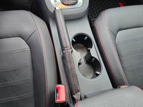 Used 2012 Volkswagen Jetta GLI image 22