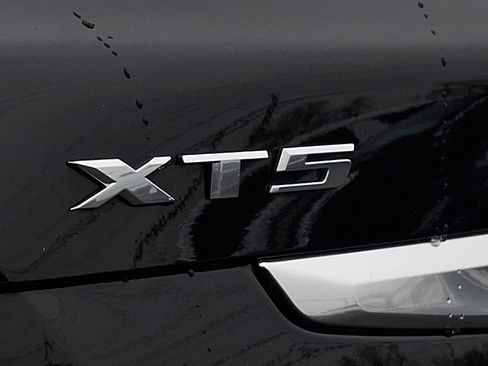 Certified 2023 Cadillac XT5 Premium Luxury image 29