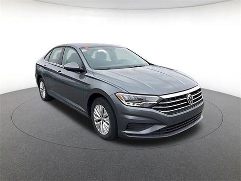 Used 2020 Volkswagen Jetta S w/ Driver Assistance Package image 1
