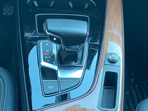 Used 2023 Audi A5 2.0T Premium w/ Convenience Package image 11