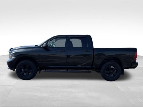 Used 2018 RAM 1500 Express w/ Wheel & Sound Group AWD/4WD image 9