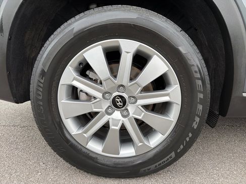 Used 2023 Hyundai Palisade SE image 13