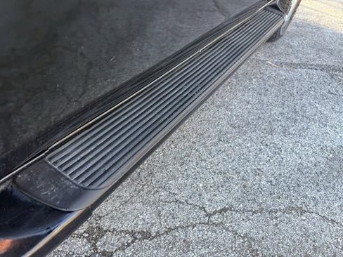 Used 2000 Cadillac Escalade 4WD image 9