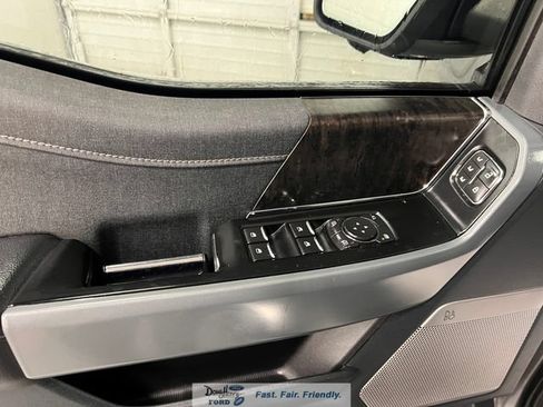 Used 2022 Ford F150 Lariat AWD/4WD image 23