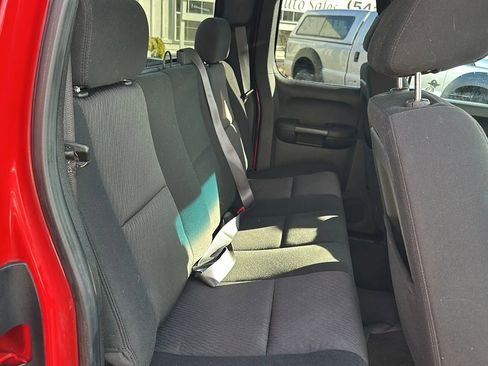 Used 2010 Chevrolet Silverado 1500 LS image 13