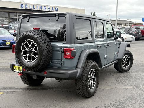 Used 2025 Jeep Wrangler Unlimited Rubicon w/ Steel Bumper Group image 5