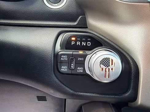 Used 2019 RAM 1500 Laramie w/ Sport Appearance Package AWD/4WD image 24