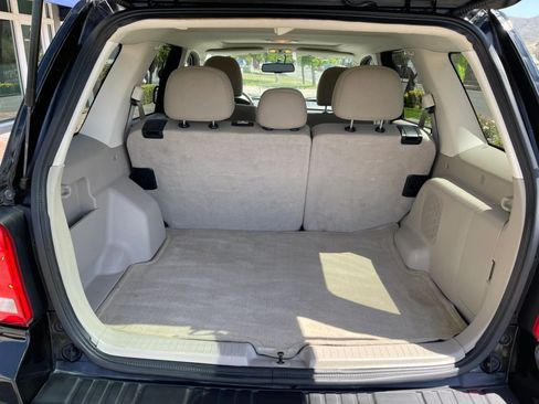 Used 2012 Ford Escape XLT FWD image 9