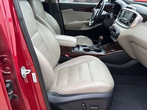 Used 2016 Kia Sorento EX w/ EX Premium Package FWD image 14