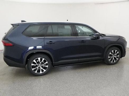 New 2026 Toyota Grand Highlander AWD Hybrid image 11