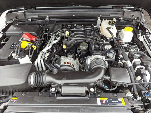 Used 2022 Jeep Gladiator Sport image 45