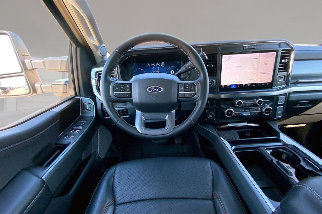 Used 2025 Ford F350 Lariat w/ Lariat Ultimate Package AWD/4WD image 5