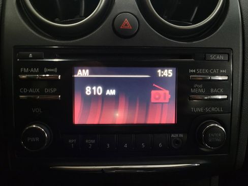 Used 2015 Nissan Rogue S w/ Convenience Package AWD/4WD image 25