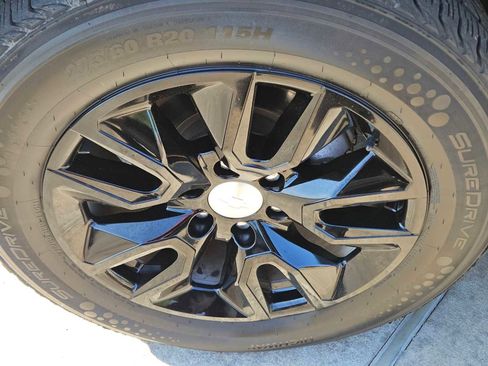 Used 2021 Chevrolet Silverado 1500 Custom image 9