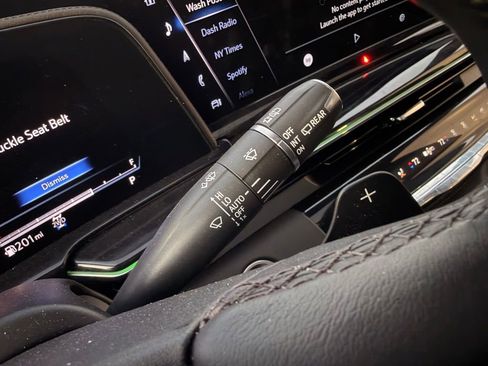 Used 2023 Cadillac Escalade Sport image 16