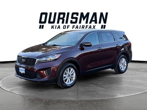 Used 2020 Kia Sorento LX image 2