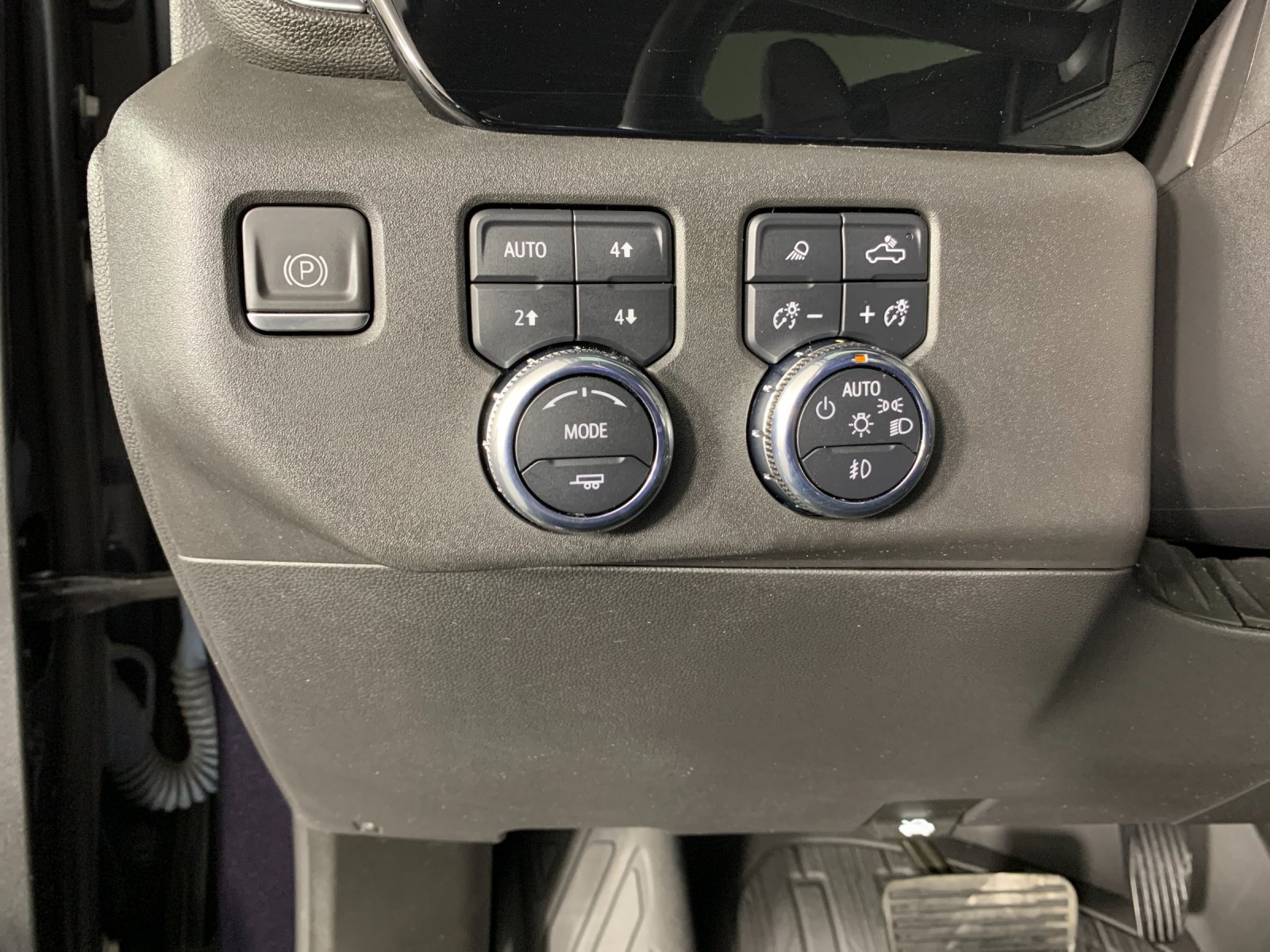Used 2022 GMC Sierra 1500 SLT AWD/4WD image 15