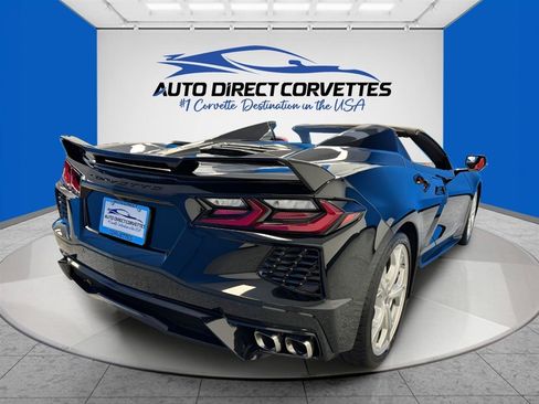 Used 2022 Chevrolet Corvette Stingray Preferred Conv w/ Z51 Performance Package RWD image 11
