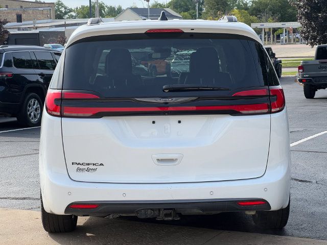Used 2024 Chrysler Pacifica Touring-L w/ Road Tripper Package FWD image 47