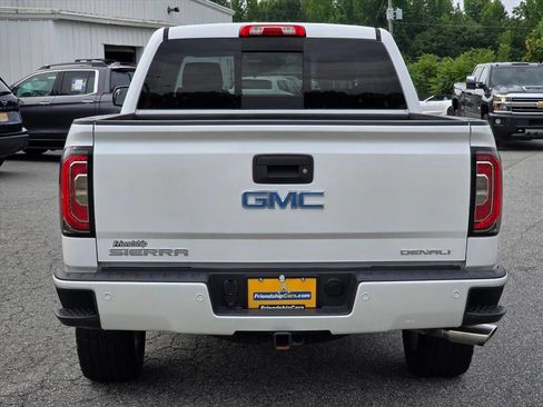 Used 2018 GMC Sierra 1500 Denali AWD/4WD image 23