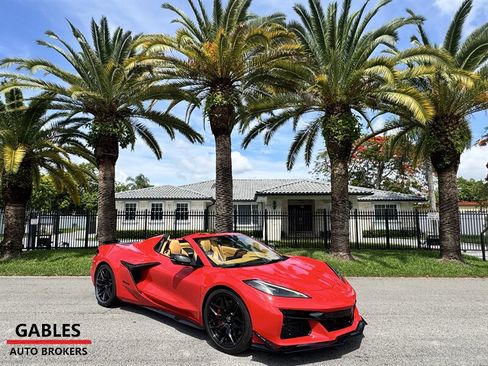 Used 2024 Chevrolet Corvette Z06 w/ Stealth Interior Trim Package RWD image 1