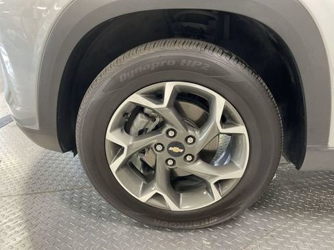 Used 2024 Chevrolet Trax LT FWD image 10