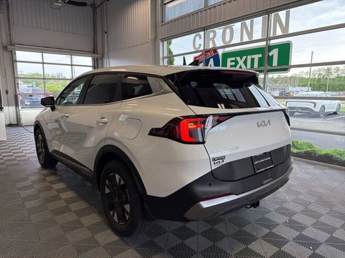 Used 2026 Kia Sportage LX FWD image 4