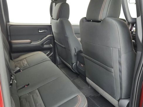 Used 2022 Nissan Frontier PRO-4X w/ Technology Package image 38