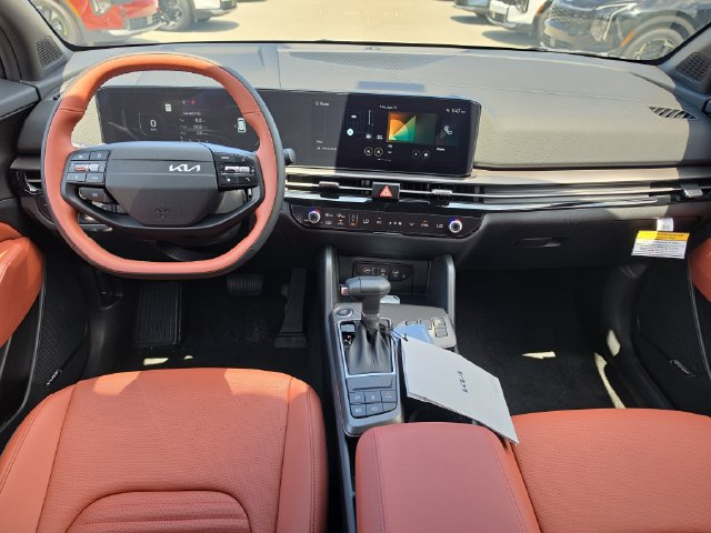 New 2026 Kia Sportage SX FWD image 8