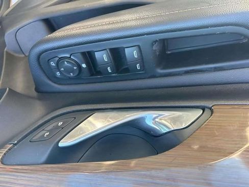 Used 2018 GMC Terrain SLE FWD image 9