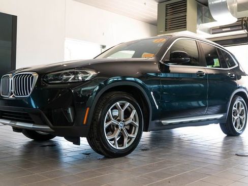 Used 2022 BMW X3 xDrive30i AWD/4WD image 3