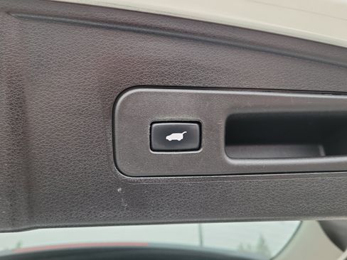 Used 2017 Acura MDX SH-AWD w/ Advance Package image 24