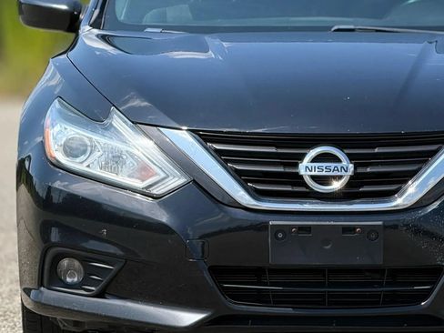 Used 2017 Nissan Altima 2.5 SV FWD image 11