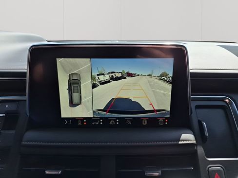 Used 2024 GMC Yukon AT4 w/ Technology Package AWD/4WD image 51